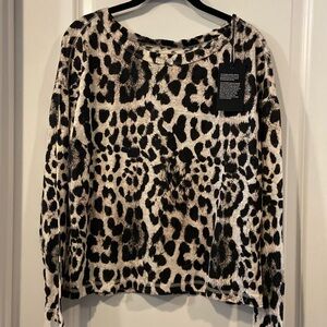 Black and Tan Sweatshirt Hoodie Top